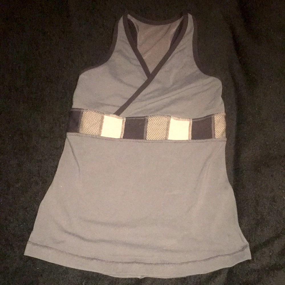 Lululemon size 4 gray polyester sport bra
